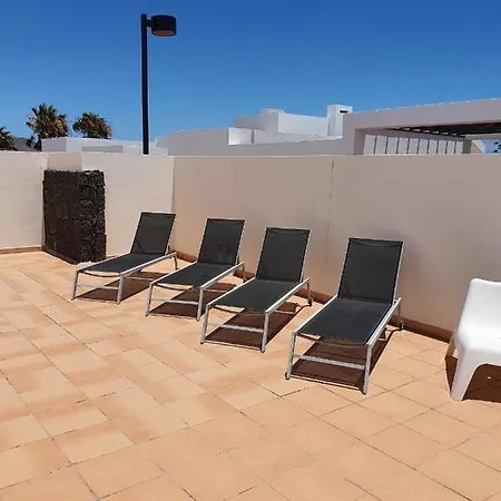 Ora - 2 Bedroom Modern With Uktv, Wifi, Pool Close To Town Villa